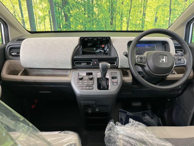 フリード1.5 e:HEV エアー EX