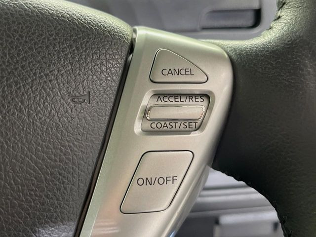 �y�N���[�Y�R���g���[���z�������H�����N���N���s�B�A�N�Z���𗣂��Ă���葬�x�ő��s���ł��A�������^�]���̕��S���y��!�����E�������ȒP�ȃX�C�b�`����Œ����ł��܂��B