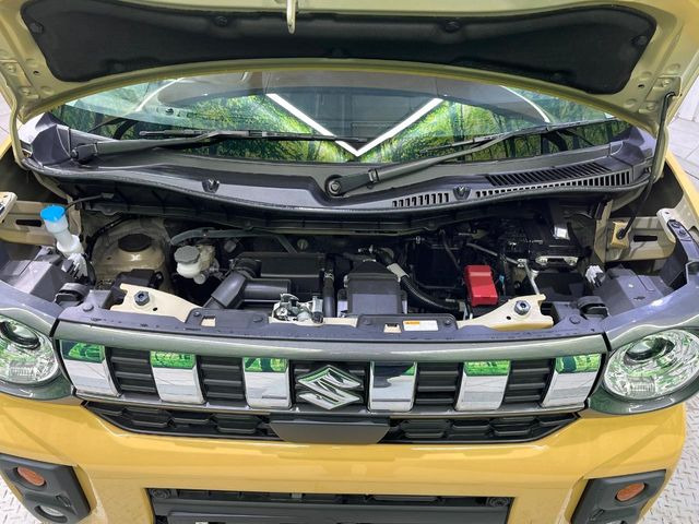 安心の最長10年・走行無制限保証(有償)をご用意。保証内容も充実はもちろん、無料点検&オイル交換や、年中無休の全国・24時間ロードサービスも付帯されておりますのでご安心下さい。