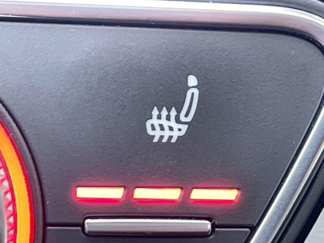 ���t�����g�V�[�g�q�[�e�B���O:�^�]�ȁE����ȋ��ɎO�i�K�Œ��߂��\�ȃV�[�g�q�[�^�[�𑕔����Ă���܂��B�G�߂��킸���K�ɂ��g�p���������܂��B