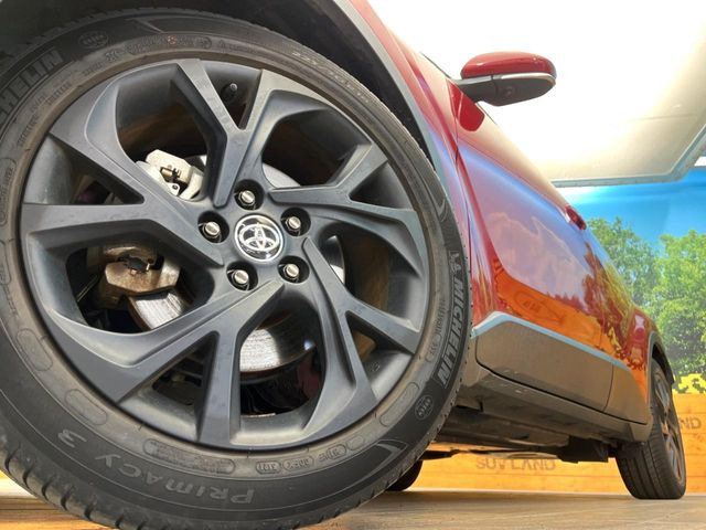 �y����18�C���`�A���~�z�C�[���z�O�ςɃ}�b�`���������A���~�z�C�[���𑕒����Ă���܂��B�e��ЊO�A���~�z�C�[����A�X�^�b�h���X�^�C�����戵�����Ă���܂��B���񂲑��k����������