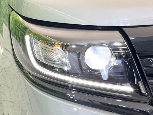 �yLED�w�b�h���C�g�z���V����ԑ��s�����ǍD�Ȏ��E���m�ۂ����S���ĉ^�]�ł��鍂�P�xLED�w�b�h���C�g�𑕔�!�_�����x�������A����d�͂��}�����Ă��܂��B