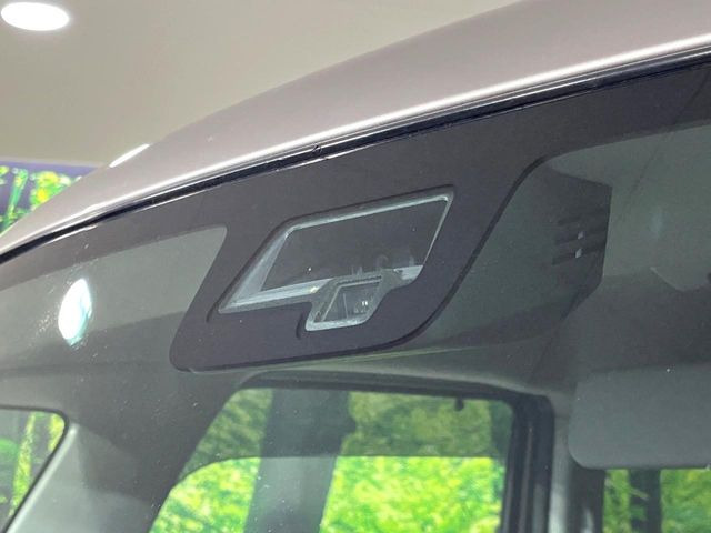 �y�X�Y�L �Z�[�t�e�B�T�|�[�g�z���s���ɑO���̎ԗ�����F�����A�Փ˂������Ȏ��͌x��ƃu���[�L�ŏՓˉ���Ɣ�Q�y�����A�V�X�g�B�����S�Ƀh���C�u�����y���݂��������܂��B