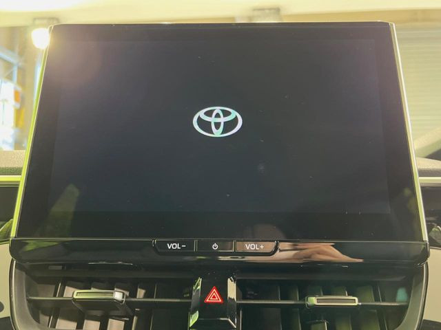 �y10.5�C���` �f�B�X�v���C�I�[�f�B�I�z���ʂ̃f�B�X�v���C��AppleCarPlay��AndroidAuto�����p�\�B�傫�ȉ�ʂŃX�}�z�i�r�A�v���������p���������܂���