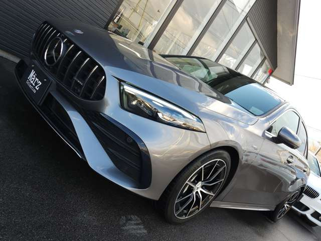 AクラスセダンAMG A35 4マチック (BSG搭載モデル) 4WD