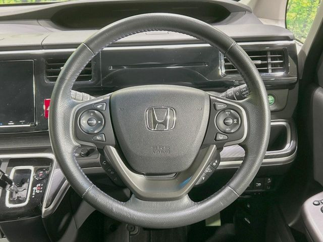 �y�����v�����X�e�A�����O�z�㎿�Ȋv���g�p���邱�ƂŁA��ɂ����������݂ƂĂ��^�]���₷���n���h���ł���