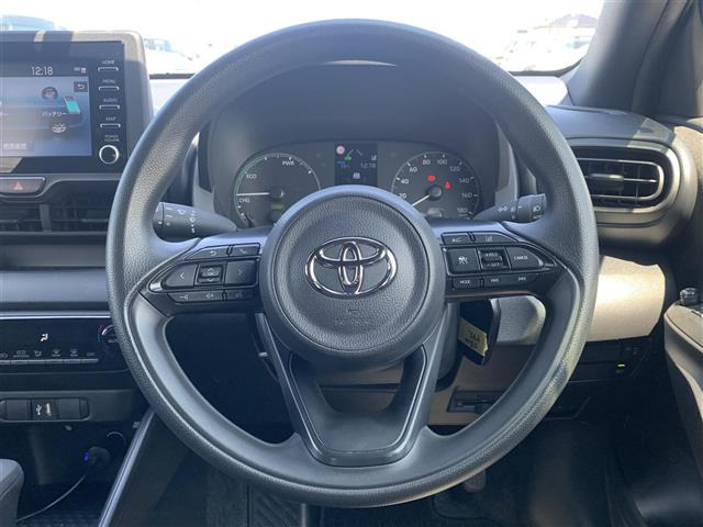 ヤリス1.5 ハイブリッド X