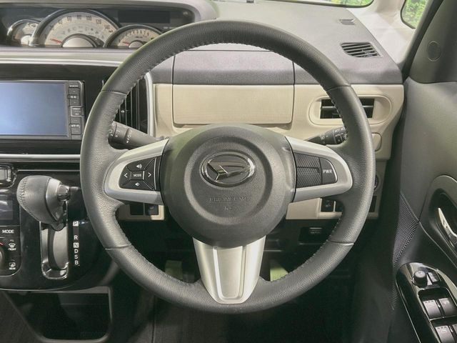 �y�����v�����X�e�A�����O�z�㎿�Ȋv���g�p���邱�ƂŁA��ɂ����������݂ƂĂ��^�]���₷���n���h���ł���