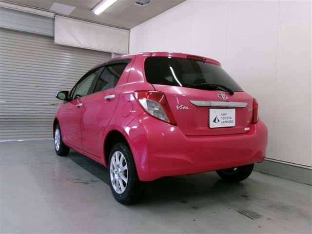 ヴィッツ1.3 ジュエラ 4WD