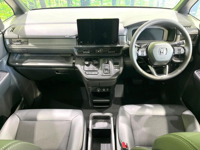 ステップワゴン2.0 e:HEV スパーダ