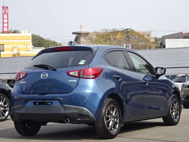 デミオ1.3 13S テーラード ブラウン