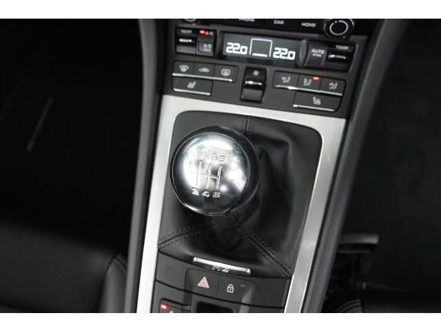 �n�C�u���b�h��EV���̗��ꂪ����������ɂ����ă|���V�F���L�̊��������͂̂���G���W���T�E���h���I�[�v���X�^�C���Ŋ��\�ł���Ō�̃��f����������܂���B���Ñ�������Ȃ�Ă������̋@��ɐ��񂲌�����������!