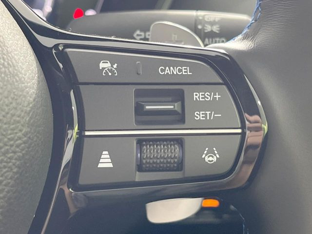 �y�A�_�v�e�B�u�N���[�Y�R���g���[���z�������H�ł̒��������s���y��!!�����ő��x��ۂN���[�Y�R���g���[�����A�Փˌy���V�X�e���ƘA�g���A�O���̎ԗ������m���ĎԊԂ�ۂ悤�ɑ��x���߂��Ă���܂�!!