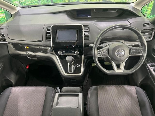 セレナ2.0 ハイウェイスター Vセレクション