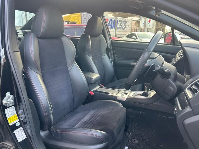 �y�n�[�t���U�[�V�[�g�z�������ƍ���S�n�𗼗������l�C�̃V�[�g���w�ʁE���ʂ̓X�G�[�h���ƂȂ��Ă���A���G��⊊��ɂ����ɗD��Ă��܂��B�C���╞���ɍ��E���ꂸ���K�ɂ���肢�������܂��B