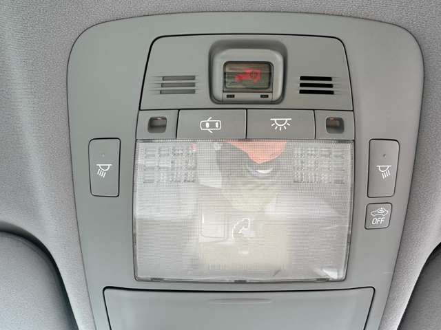 ���X�܂œ��ЃX�^�b�t���S�����߂Ĕ��������e�i���X�v���܂�!