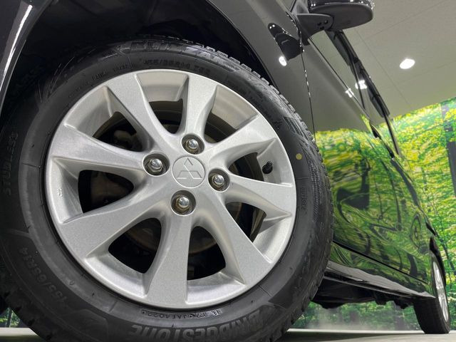 �y����14�C���`�A���~�z�C�[���z�O�ςɃ}�b�`���������A���~�z�C�[���𑕒����Ă���܂��B�e��ЊO�A���~�z�C�[����A�X�^�b�h���X�^�C�����戵�����Ă���܂��B���񂲑��k����������