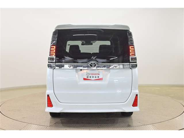 ヴォクシー2.0 ZS 煌III