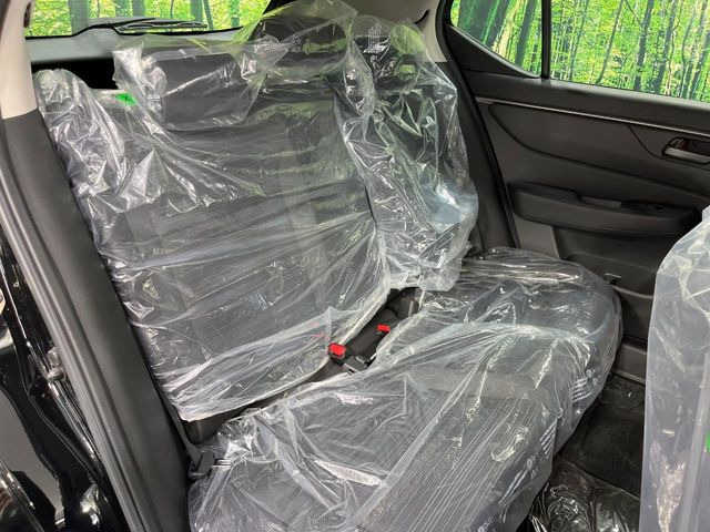 ���i���ȃI���W�i���t���A�}�b�g���I�v�V�����ɂĂ��p�ӂ��Ă���܂��B���D���ȃf�U�C����J���[�����Ԃɍ��킹�đI��ł����������Ƃ��ł��܂���