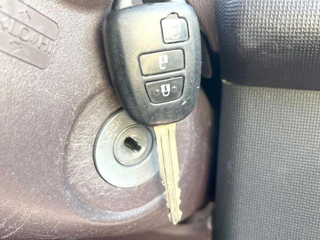 �y�L�[���X�z�������ꂽ�ꏊ����ł��{�^����Ńh�A�̊J���E�{�����ł���̂łƂ��Ă��֗�!�h�A�̌�������ɏ������邱�Ƃ�����܂����