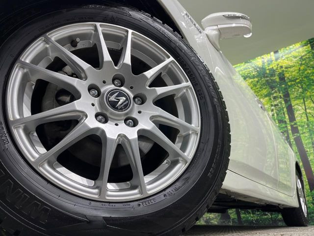 【16インチアルミホイール】外観にマッチしたアルミホイールを装着しております。各種アルミホイールや、スタッドレスタイヤも取扱いしております。是非ご相談ください♪