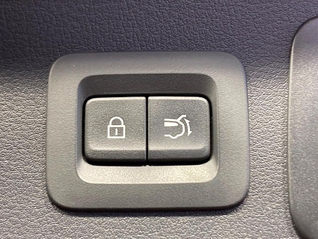 �y�p���[�o�b�N�h�A�z�X�}�[�g�L�[��^�]�Ȃ̃{�^�������������Ń��A�Q�[�g�������ŊJ���܂�!�ו��������Ă��鎞��A�����ʒu�ɂ���o�b�N�h�A��߂�ۂɕ֗��ȋ@�\�ł���