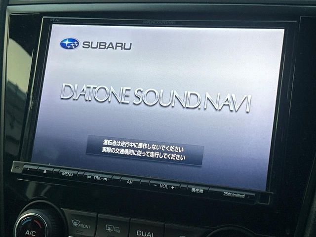 �y�����i�r�z�l�C�̏����i�r�𑕔����Ă���܂��B�i�r�̎g���₷���͂������A�I�[�f�B�I�@�\���[��!�L�����v�◷�s�͂������A�ʋ΂┃�����ȂǕ��i�̃h���C�u���y�����Ȃ�͂���