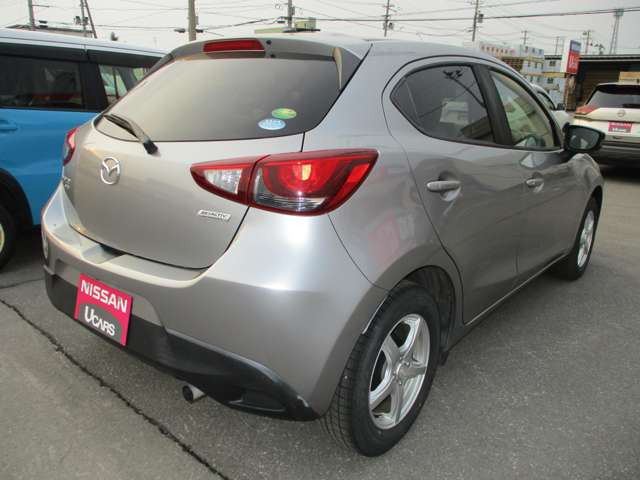 デミオ1.3 13S 4WD