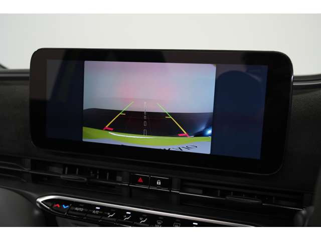 �E�\�t�g�g�b�v���F���A���[�t�X�|�C���[�E�T�C�h�G���u�����E���U�[�A���J���^�[���C���X�g�������g�p�l��