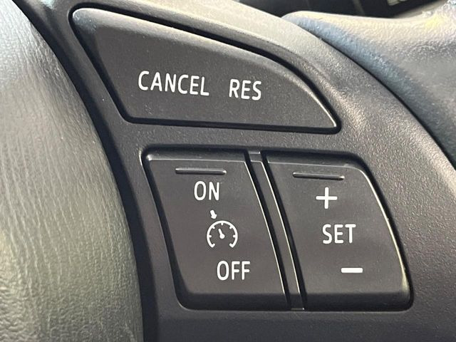 �y�N���[�Y�R���g���[���z�������H�����N���N���s�B�A�N�Z���𗣂��Ă���葬�x�ő��s���ł��A�������^�]���̕��S���y��!�����E�������ȒP�ȃX�C�b�`����Œ����ł��܂��B