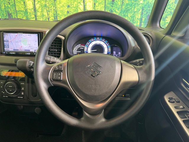 �y�����v�����X�e�A�����O�z�㎿�Ȋv���g�p���邱�ƂŁA��ɂ����������݂ƂĂ��^�]���₷���n���h���ł���