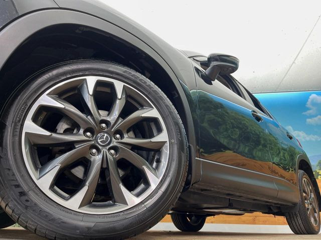 �y�����A���~�z�C�[���z�O�ςɃ}�b�`���������A���~�z�C�[���𑕒����Ă���܂��B�e��ЊO�A���~�z�C�[����A�X�^�b�h���X�^�C�����戵�����Ă���܂��B���񂲑��k����������