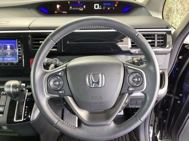 ステップワゴン1.5 スパーダ ホンダ センシング