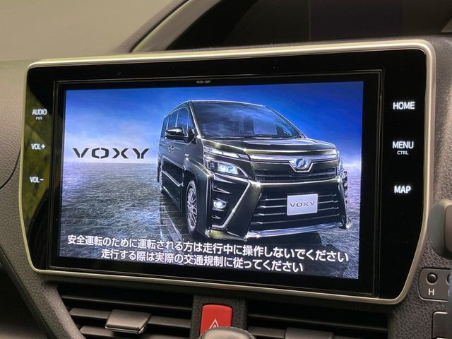 �y10.5�C���`�i�r�z�������ƃC���p�N�g�̂�����ʃi�r�𑕔��B�e��I�[�f�B�I����͂������A�X�}�z�A�g���ł��闘�֐��̍����i�r�ł���