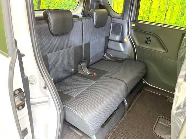 ���i���ȃI���W�i���t���A�}�b�g���I�v�V�����ɂĂ��p�ӂ��Ă���܂��B���D���ȃf�U�C����J���[�����Ԃɍ��킹�đI��ł����������Ƃ��ł��܂���