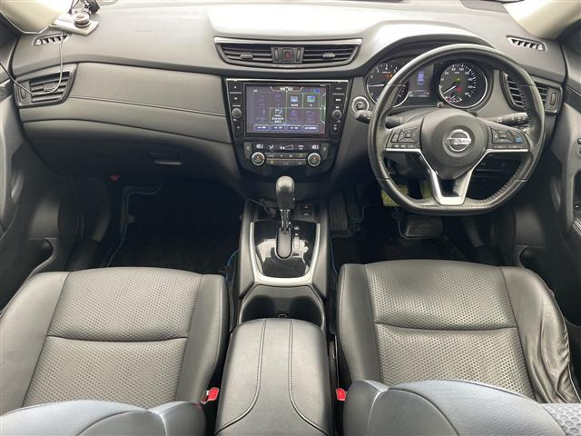 エクストレイル2.0 20Xi ハイブリッド