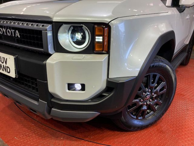 �yLED�w�b�h���C�g�z���V����ԑ��s�����ǍD�Ȏ��E���m�ۂ����S���ĉ^�]�ł��鍂�P�xLED�w�b�h���C�g�𑕔�!�_�����x�������A����d�͂��}�����Ă��܂��B