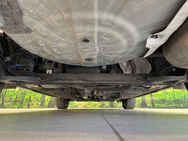 下回りがきれいなうちに、防錆加工の施工がオススメ。降雪地域はもちろん、沿岸部にお住いの方や、趣味でマリン・ウィンタースポーツをされる方にご好評いただいております。