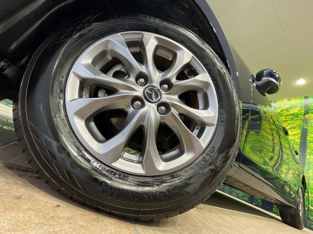 �y����15�C���`�A���~�z�C�[���z�O�ςɃ}�b�`���������A���~�z�C�[���𑕒����Ă���܂��B�e��ЊO�A���~�z�C�[����A�X�^�b�h���X�^�C�����戵�����Ă���܂��B���񂲑��k����������