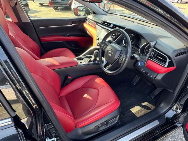 ���W����ɂ͍��i���̒��ÎԂ�V�Ԃ��������ł����W���䐔100��̑�^�W����֐��񂲗��X����������