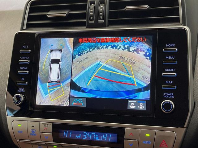 �y�p�m���~�b�N�r���[���j�^�[�z��p�̃J�����ɂ��A�ォ�猩���낵���悤�Ȏ��_��360�x�N���}�̎��͂��m�F���邱�Ƃ��ł��܂������p�������m�F���₷���A�����ꏊ�ł̐؂�Ԃ��⒓�Ԃ��X���[�Y�ɍs���܂��B