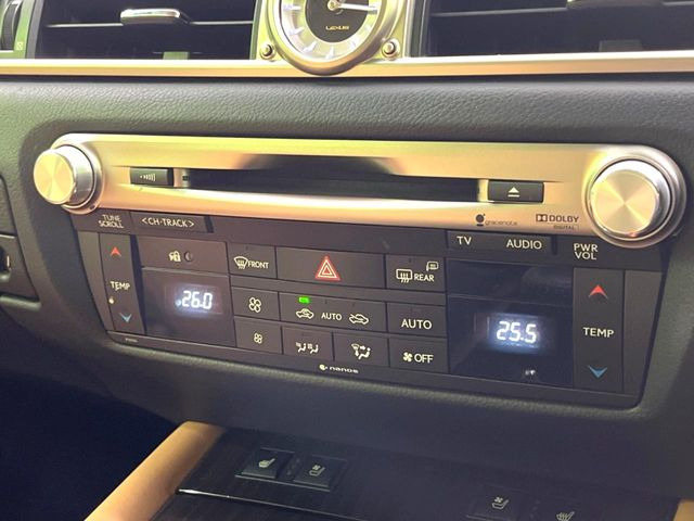 �y���E�Ɨ��^�t���I�[�g�G�A�R���z�^�]�ȂƏ���Ȃł��ꂼ�ꂨ�D�݂̉��x�ɐݒ�\�B����҂ɂ��z�������A���K�ȋ󒲂����͂��v���܂��B