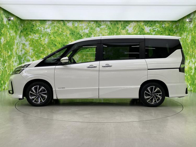 セレナ2.0 ハイウェイスターV