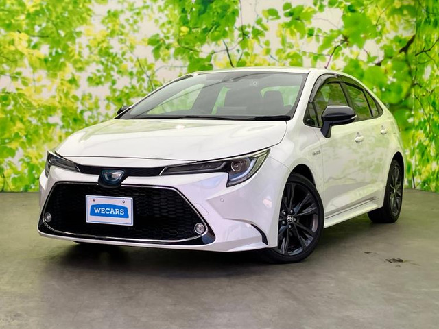 カローラ1.8 ハイブリッド W×B