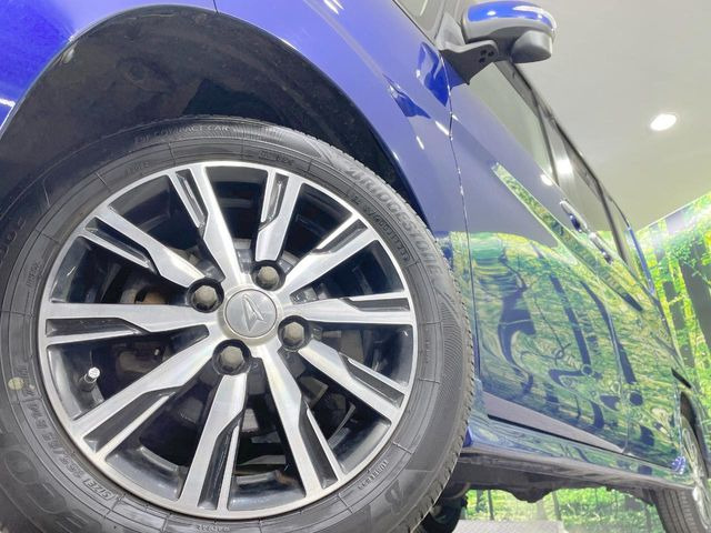 �y����14�C���`�A���~�z�C�[���z�O�ςɃ}�b�`���������A���~�z�C�[���𑕒����Ă���܂��B�e��ЊO�A���~�z�C�[����A�X�^�b�h���X�^�C�����戵�����Ă���܂��B���񂲑��k����������