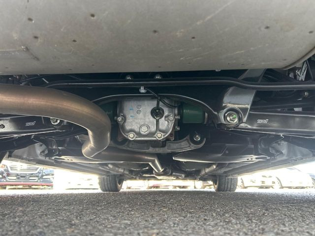 下回りがきれいなうちに、防錆加工の施工がオススメ。降雪地域はもちろん、沿岸部にお住いの方や、趣味でマリン・ウィンタースポーツをされる方に大変好評いただいております。