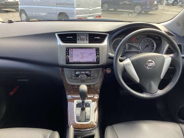 シルフィ1.8 G ルグラン