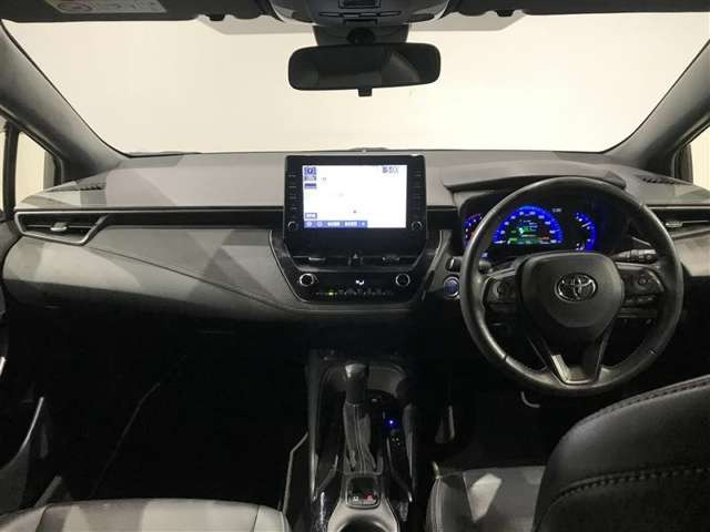 カローラツーリング1.8 ハイブリッド W×B