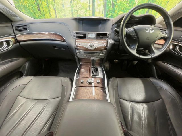 フーガハイブリッド3.5 VIP