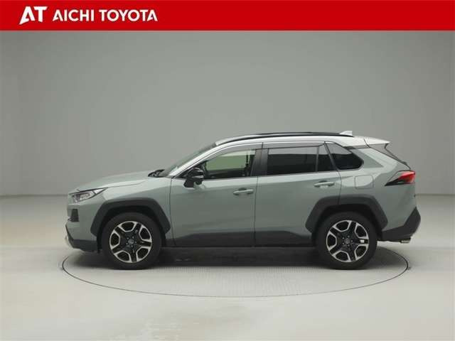 RAV42.0 アドベンチャー 4WD